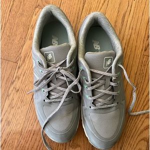 Ladies New Balance golf shoes. Size 9
